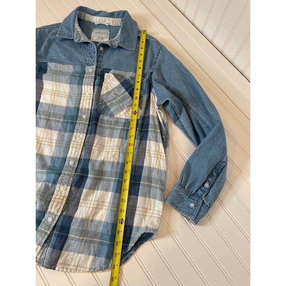 NWOT American Eagle Mix Denim Plaid Contrast Button Shirt Blue & Cream Size XS - Picture 7 of 9